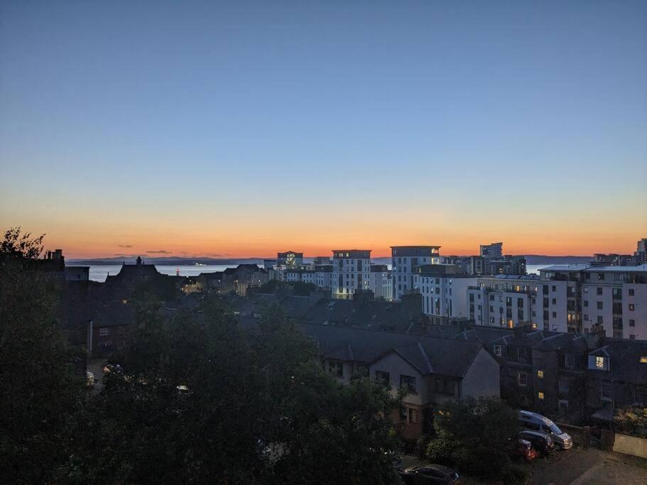 Apartment Peaceful Oasis By The Sea EDI