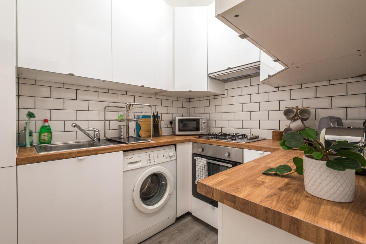 1bed, Ground Floor, Private Entrance * Edinburgh