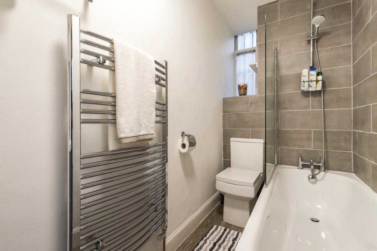 1bed, Ground Floor, Private Entrance Apartment Edinburgh