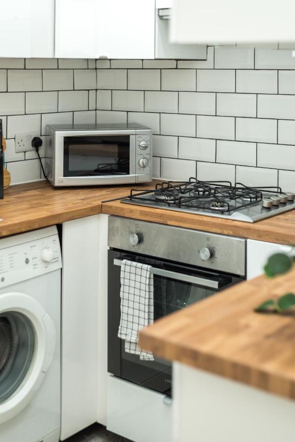 1bed, Ground Floor, Private Entrance Apartment Edinburgh