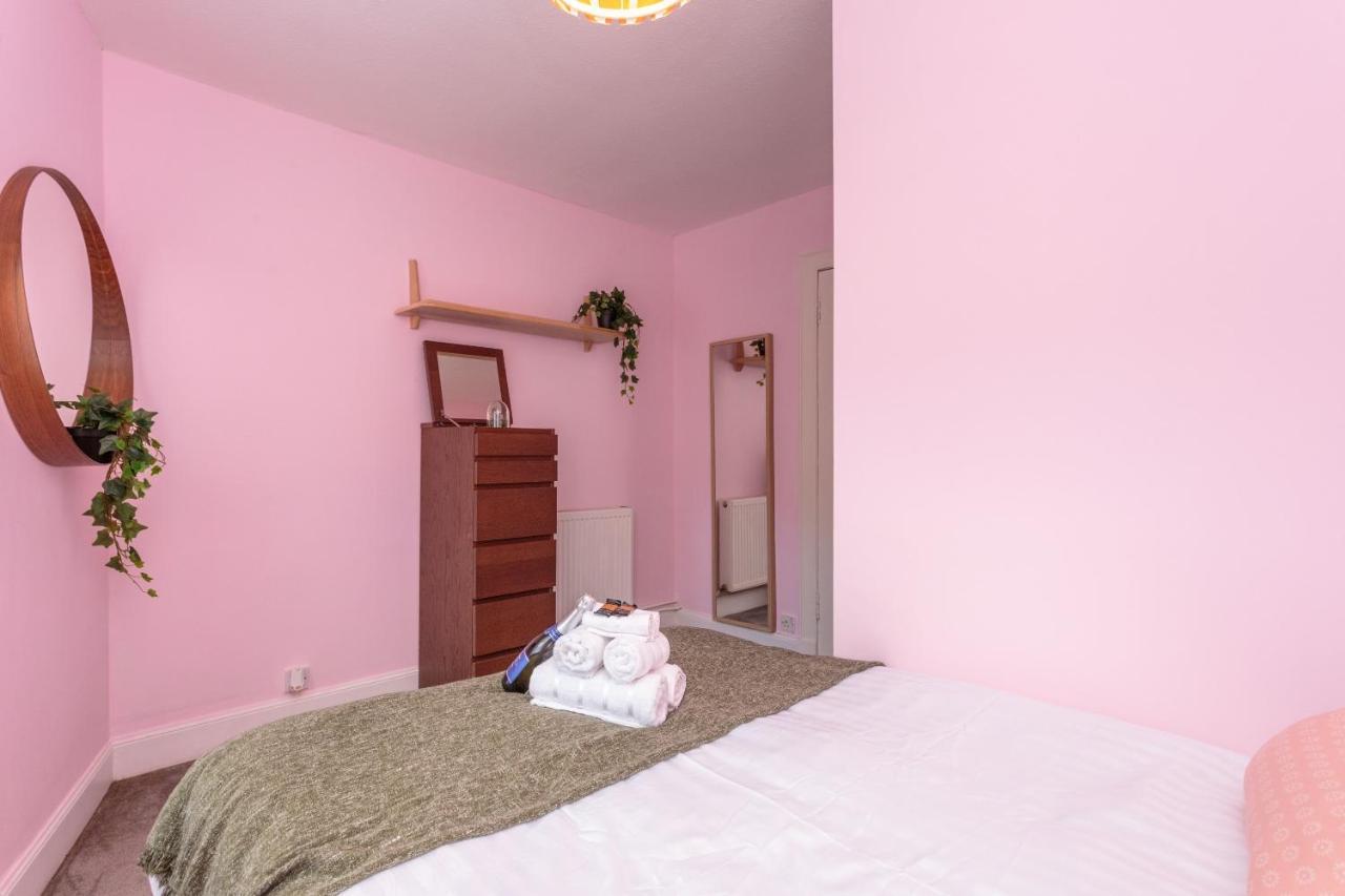 Warm 1bed Flat Leith Walk Apartment