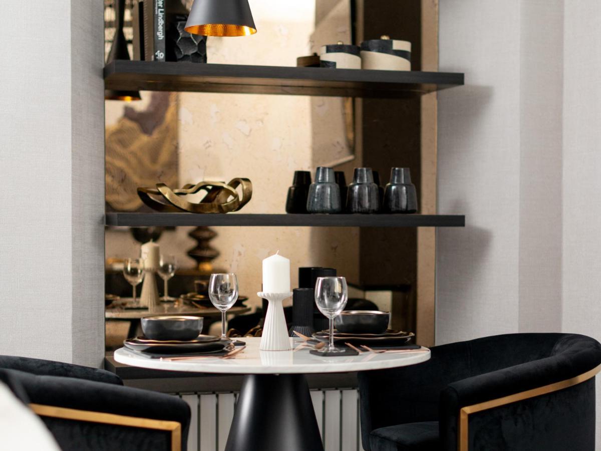 Luxury Centre Oasis - Lux Bath - Romantic Apartment EDI