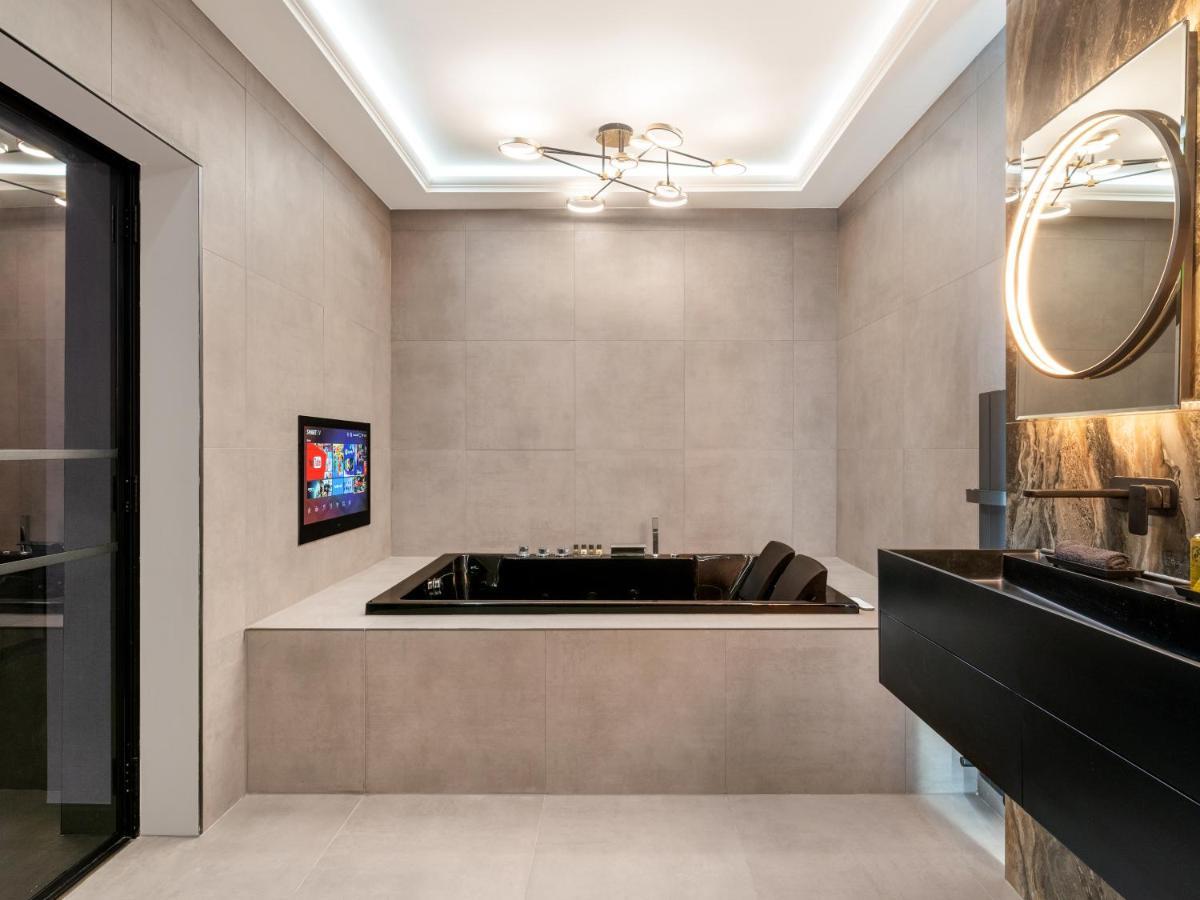 Luxury Centre Oasis - Lux Bath - Romantic Apartment EDI