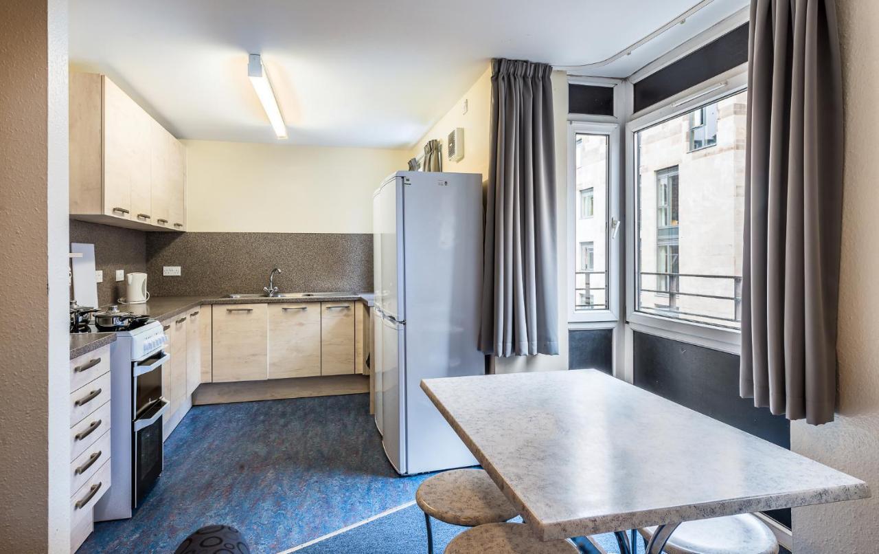 Darroch Court - Self Catering Flats *