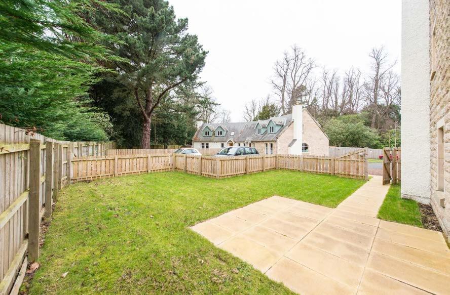 Estate At Carberry Tower Holiday home *
