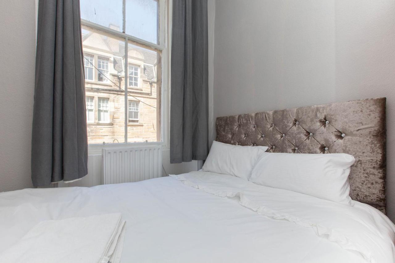 Bright & Homely City Centre Near Holyrood * Edinburgh