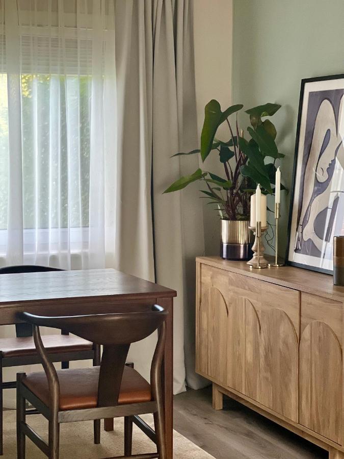 House With Garden And Parking 15 Min To Center