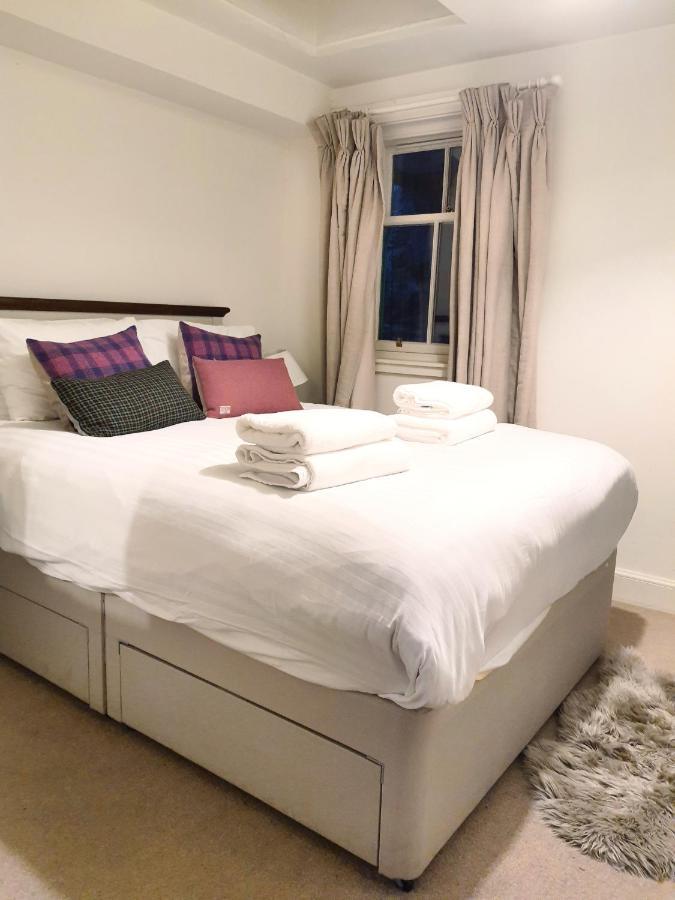 2-bedroom With Parking - Ground Floor Apartment *