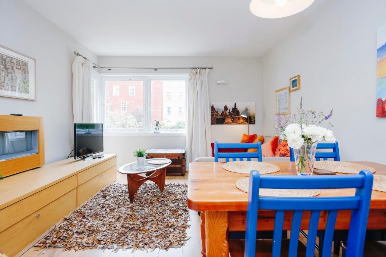 2-bedroom Old Town Apartment *