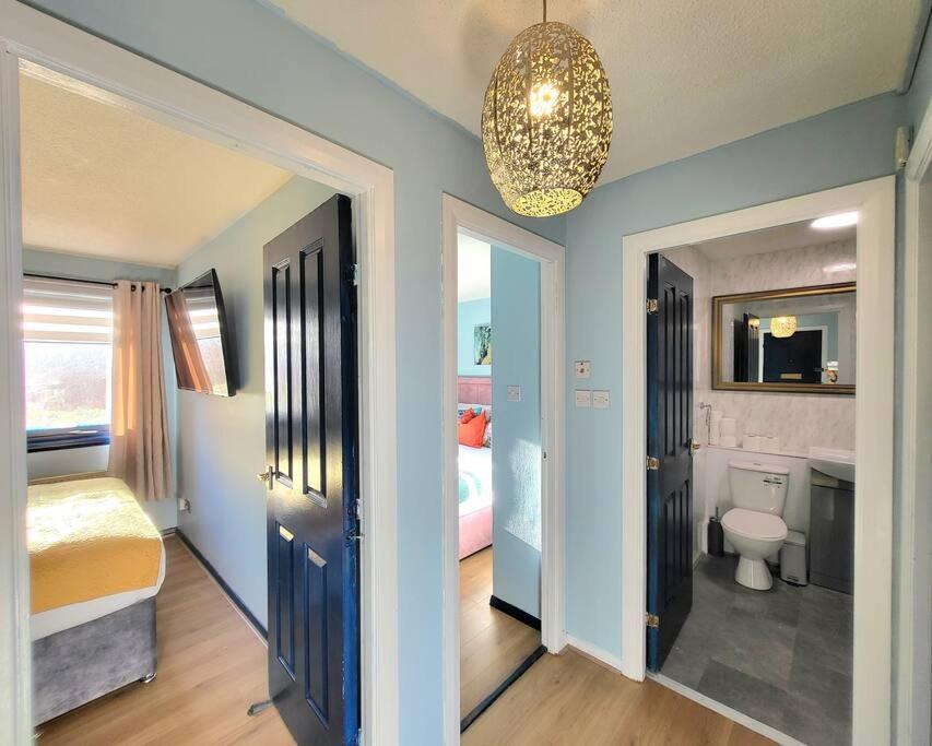 Apartment Harrismith Place By Sensational Short Lets & Serviced With Free Parking & Wi-fi Edinburgh