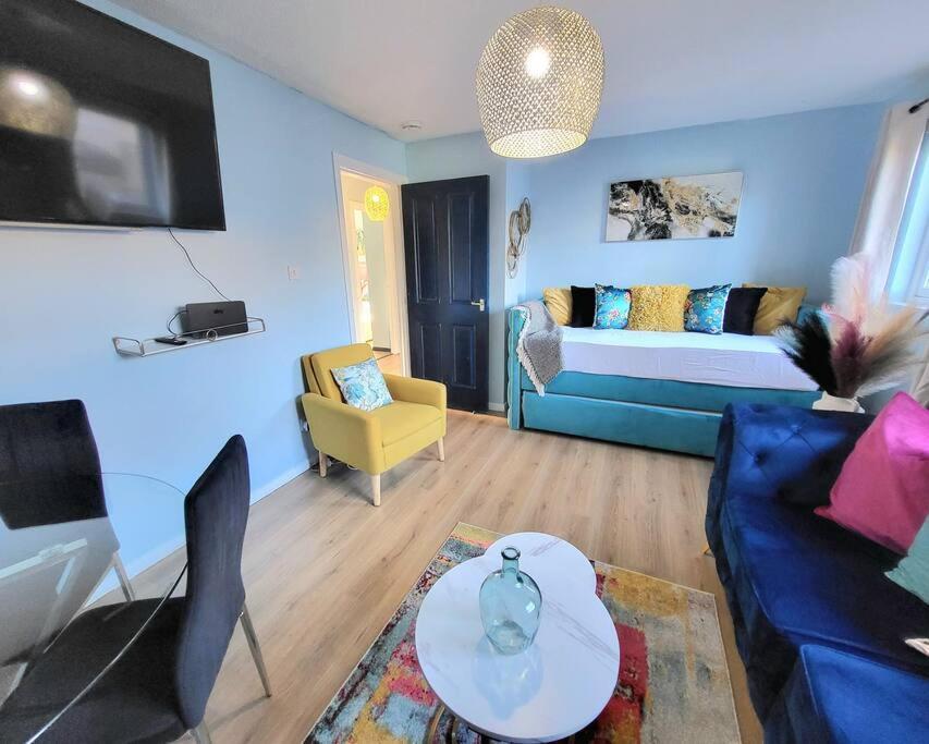 Apartment Harrismith Place By Sensational Short Lets & Serviced With Free Parking & Wi-fi Edinburgh