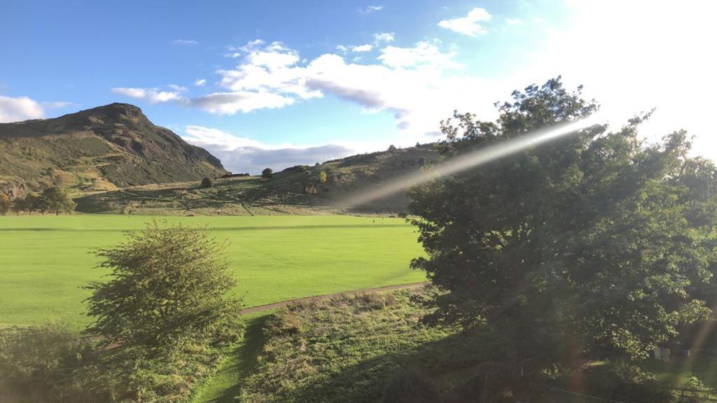 Arthur's Seat View Apartment Edinburgh