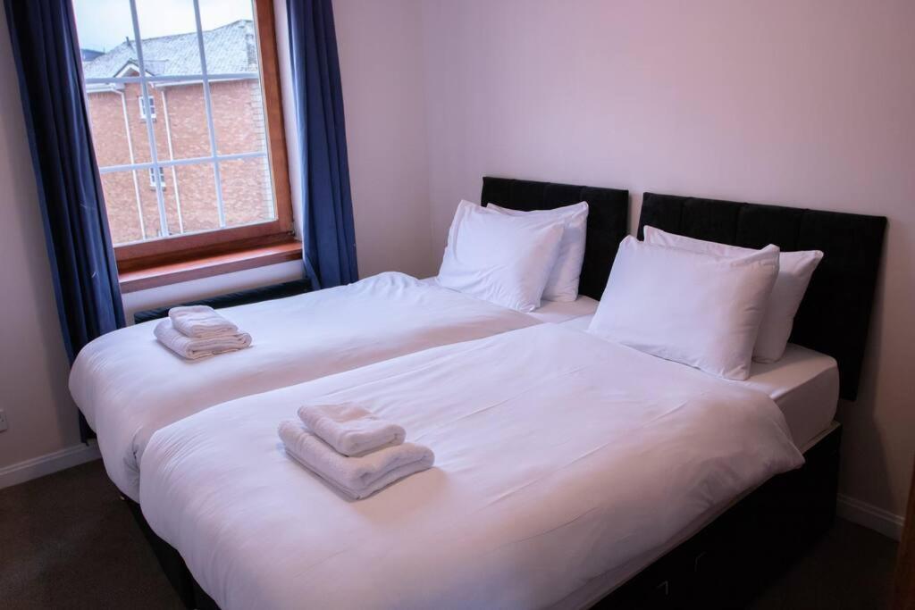 My Waterfront Apartment, Views Over Water Of Leith Apartment Edinburgh