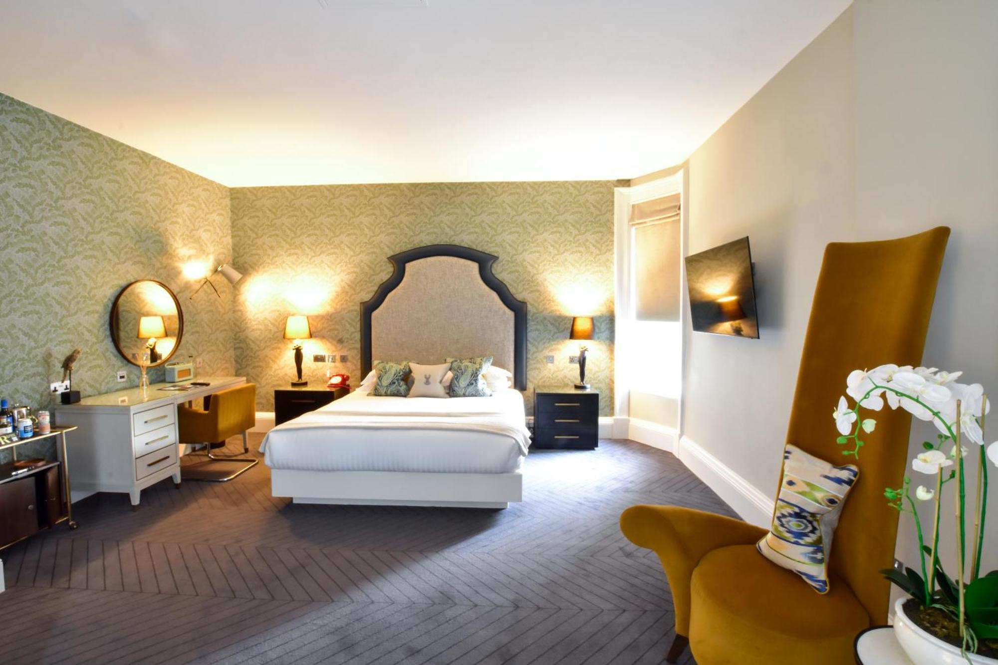 The Rutland & 4*
