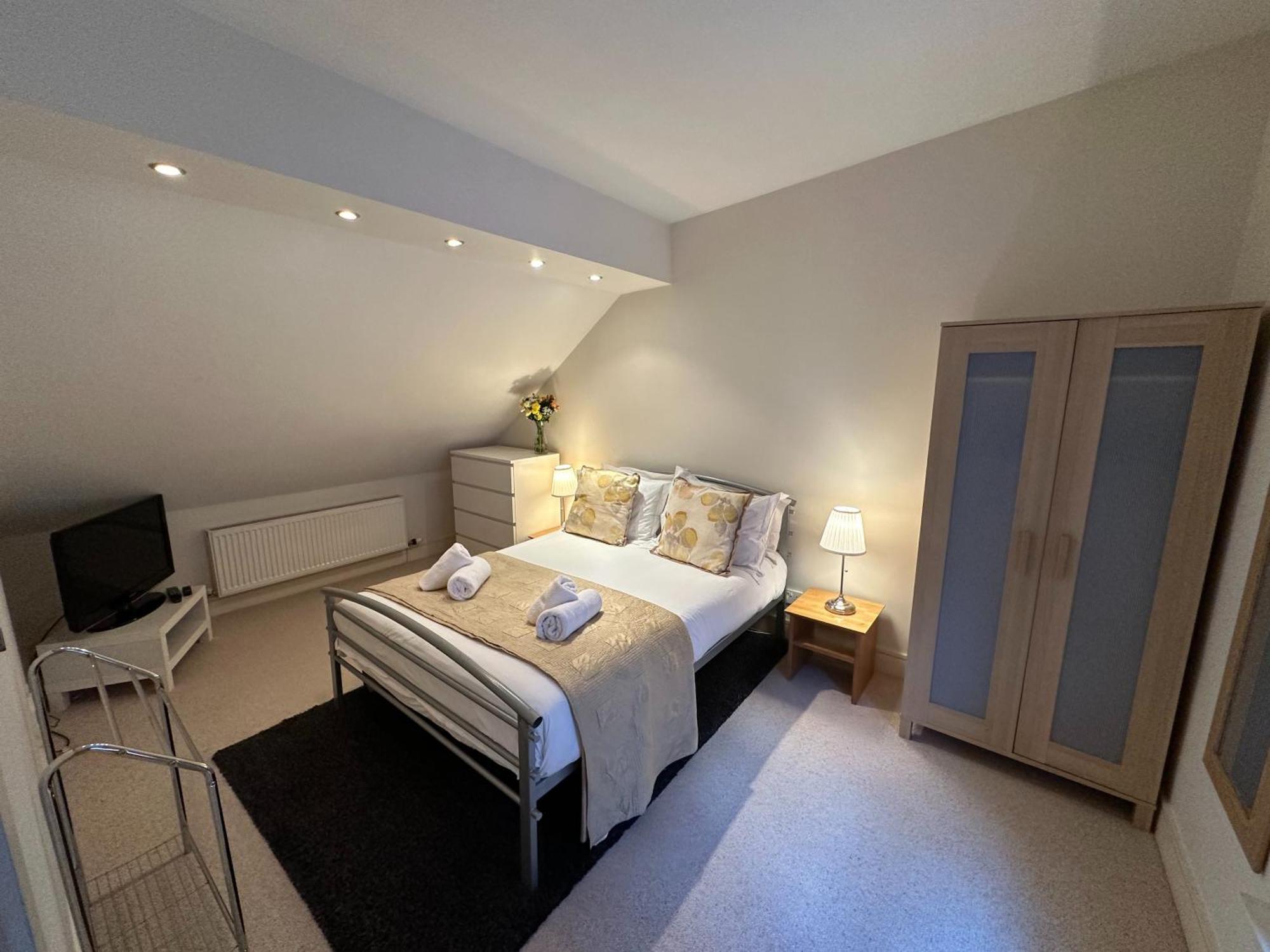 Thistle Lane Apartment *