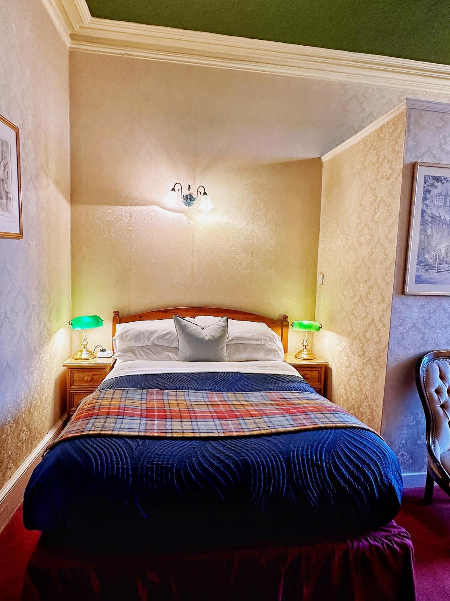 Rosehall 3*