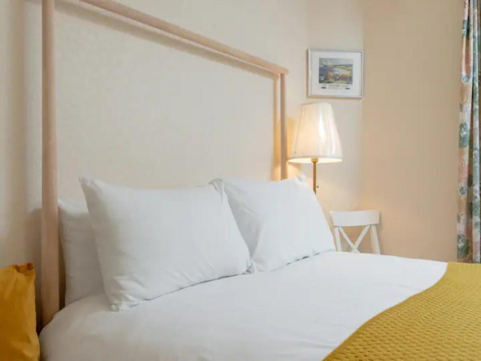 Ferienhaus Pass The Keys Spacious Murrayfield Flat Edinburgh