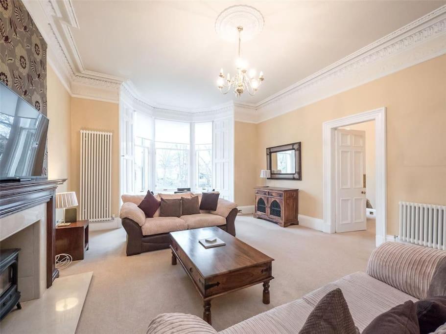 Apartment Beautiful & Bright 2 Bed Flat Murrayfield *