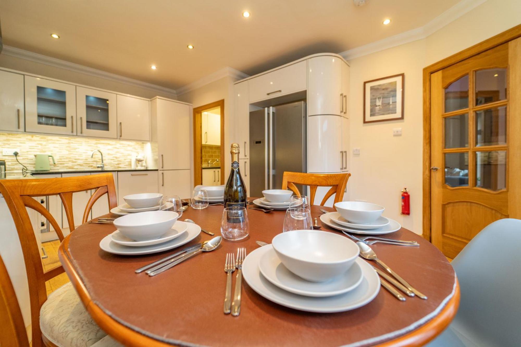 Apartment Spacious 3 Bed Townhouse With Parking Edinburgh