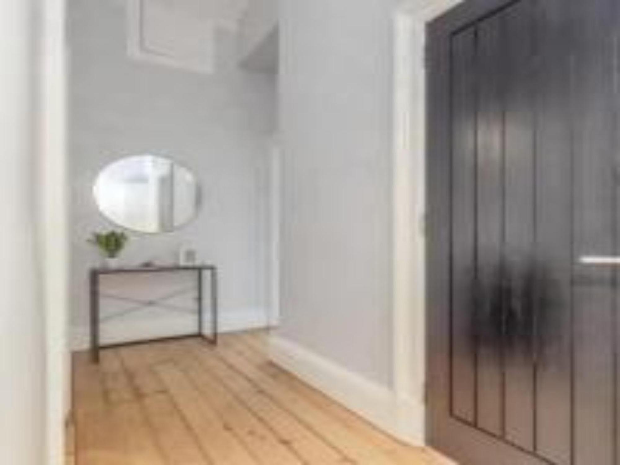 Pass The Keys Main Door 3 Bed With Free Parking