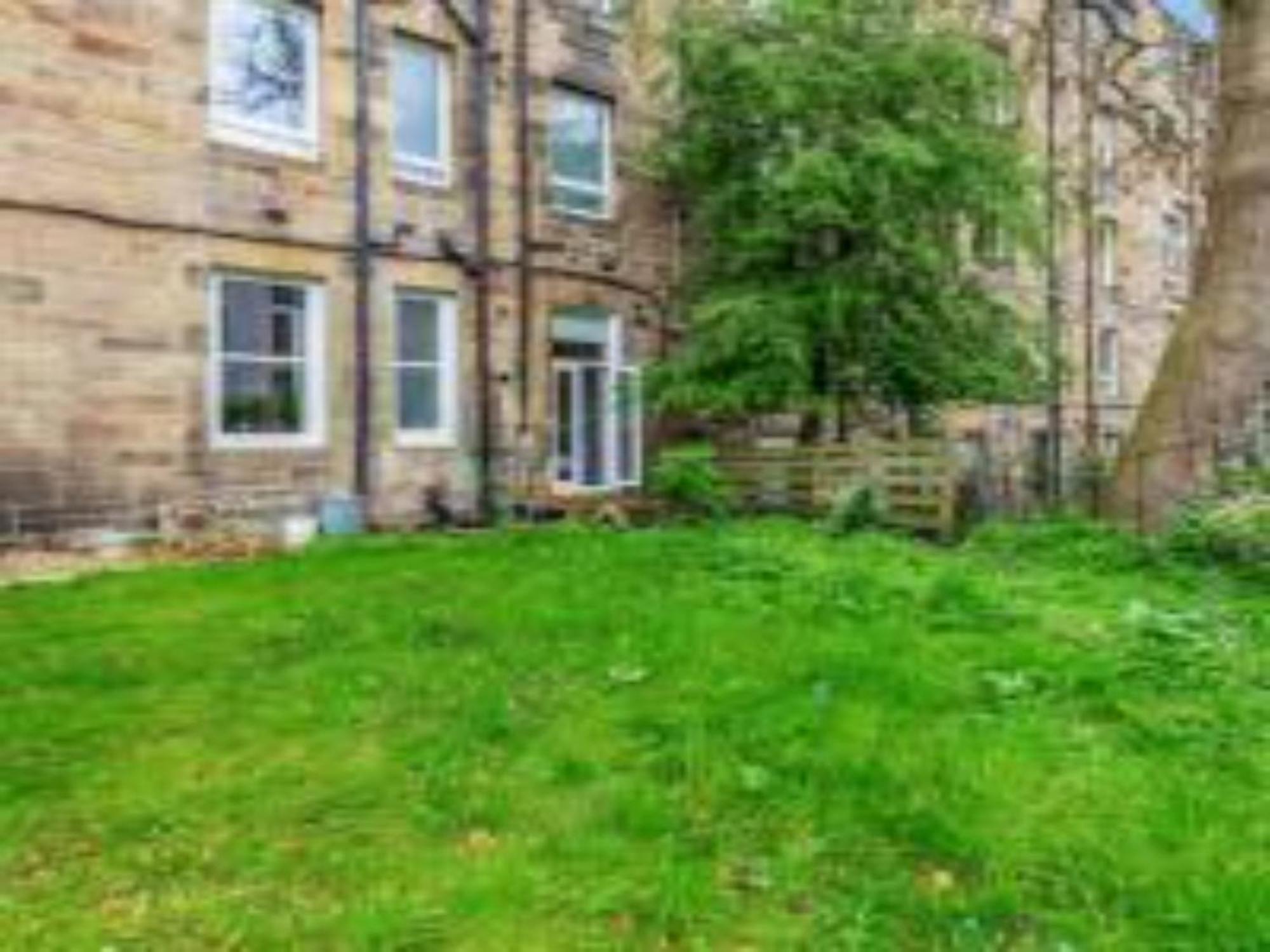 Pass The Keys Main Door 3 Bed With Free Parking