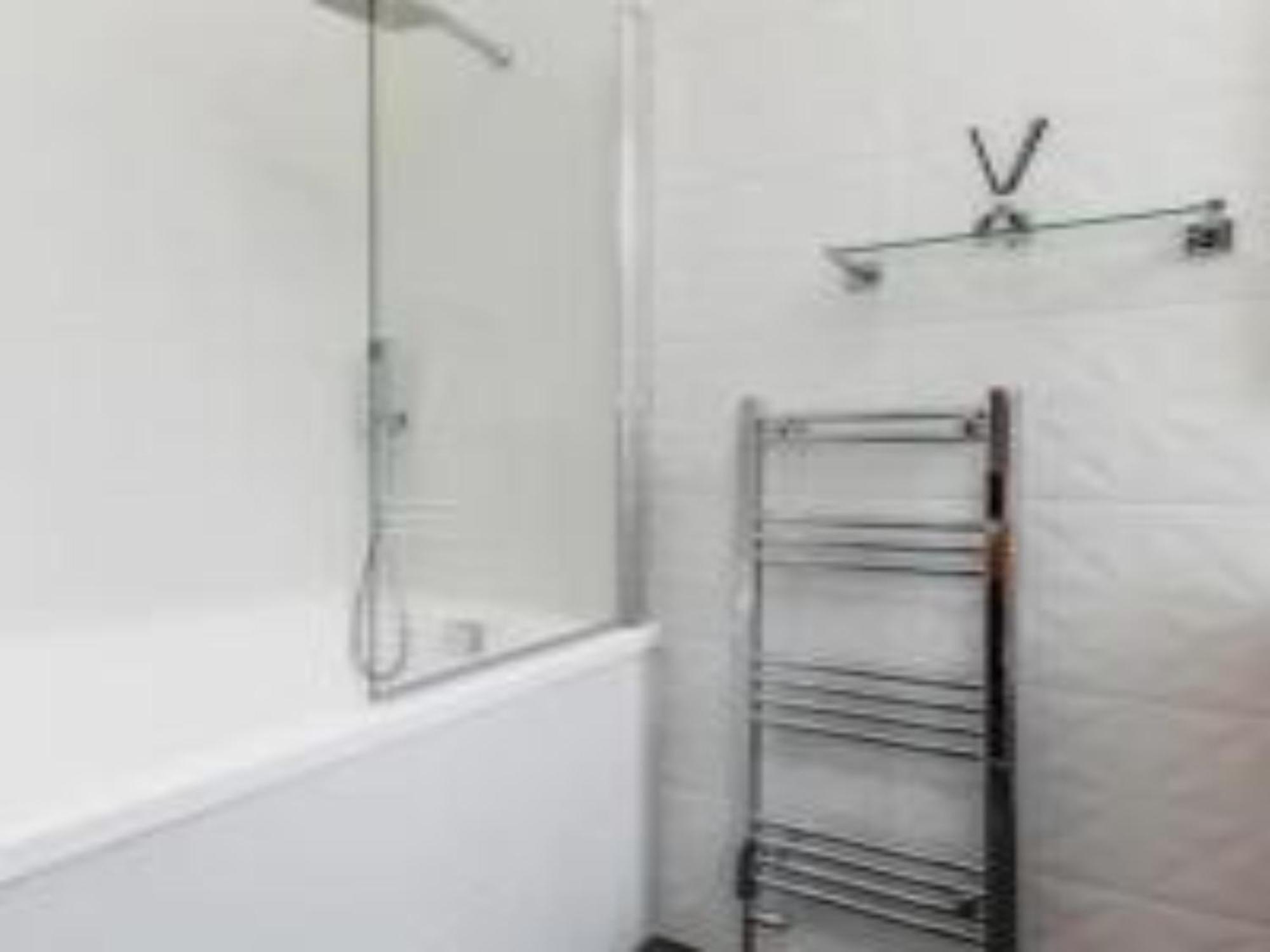 Pass The Keys Main Door 3 Bed With Free Parking * Edinburgh