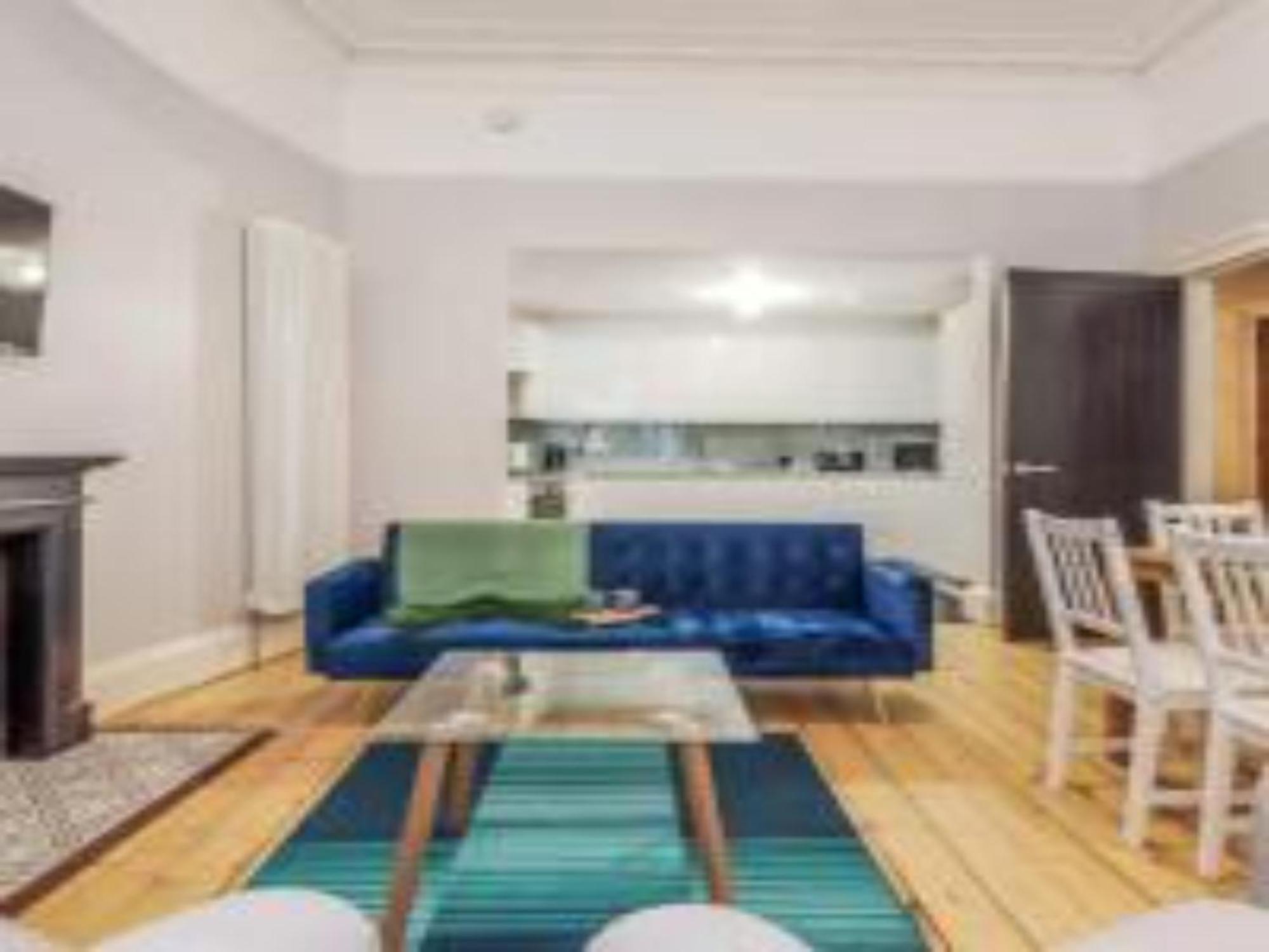 Apartment Pass The Keys Main Door 3 Bed With Free Parking Edinburgh