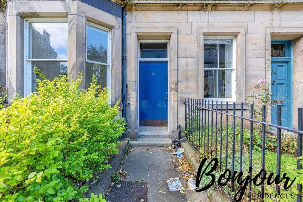 Apartment Clichy Ground Floor 1br-1 Ba, Shared Garden Access By Bonjour Residences