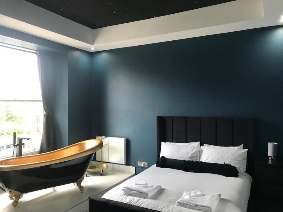 Apartment Spacious Modern Centre Castle Views *