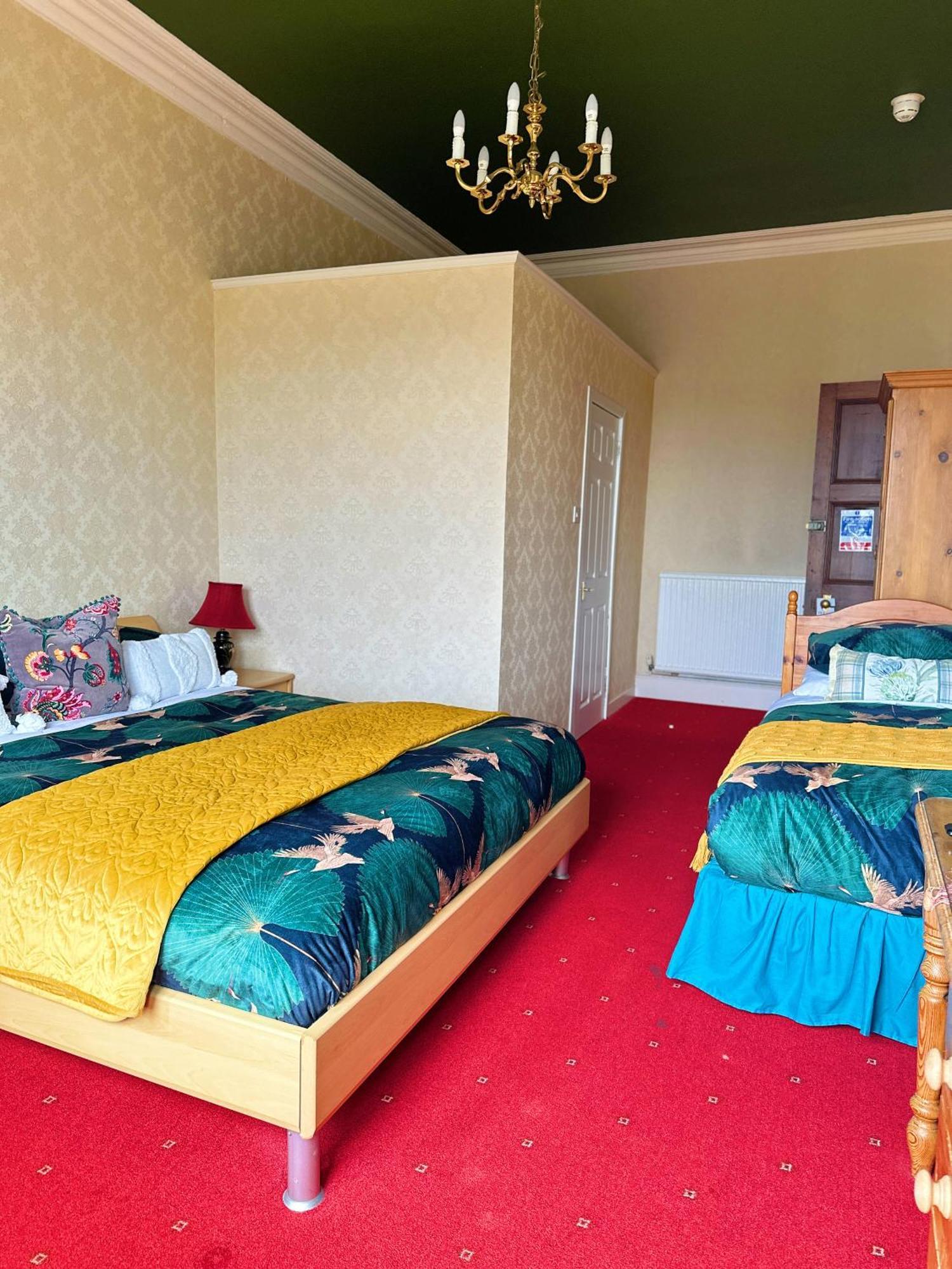 Rosehall Guest house 3*