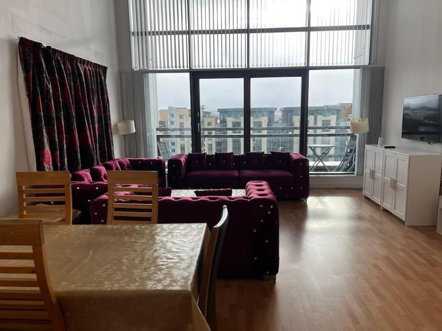Spacious Penthouse Apartment