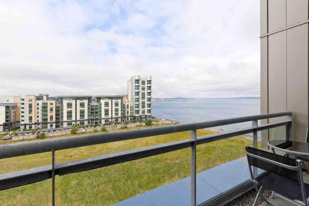 Spacious Penthouse Apartment *