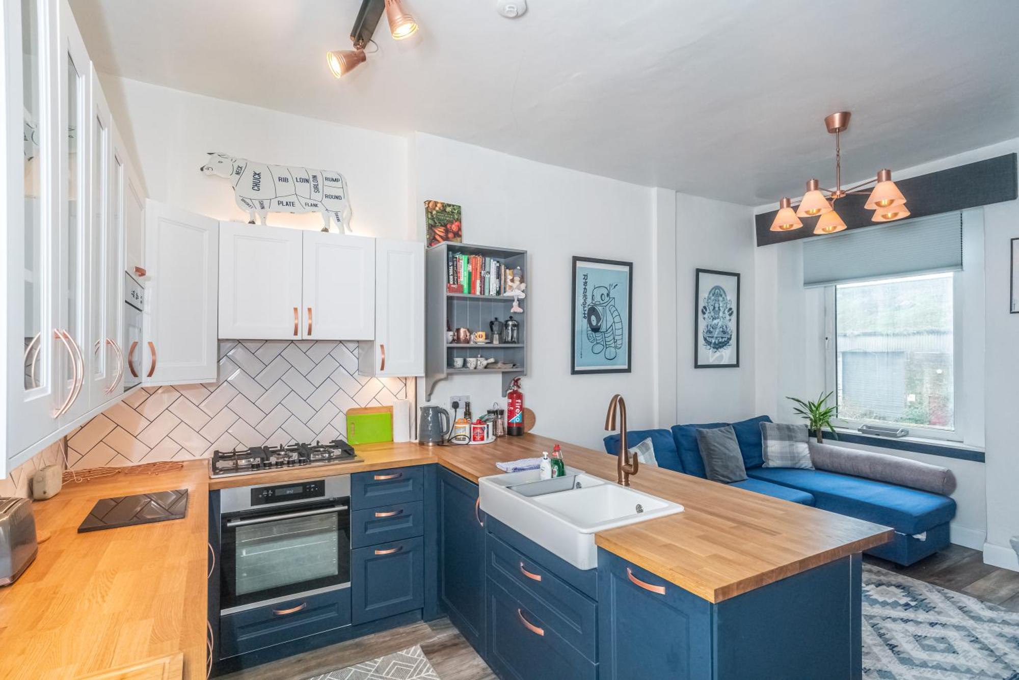 Pass The Keys Trendy Historic Flat Sleeps 4 To 6 Near Leith Shore