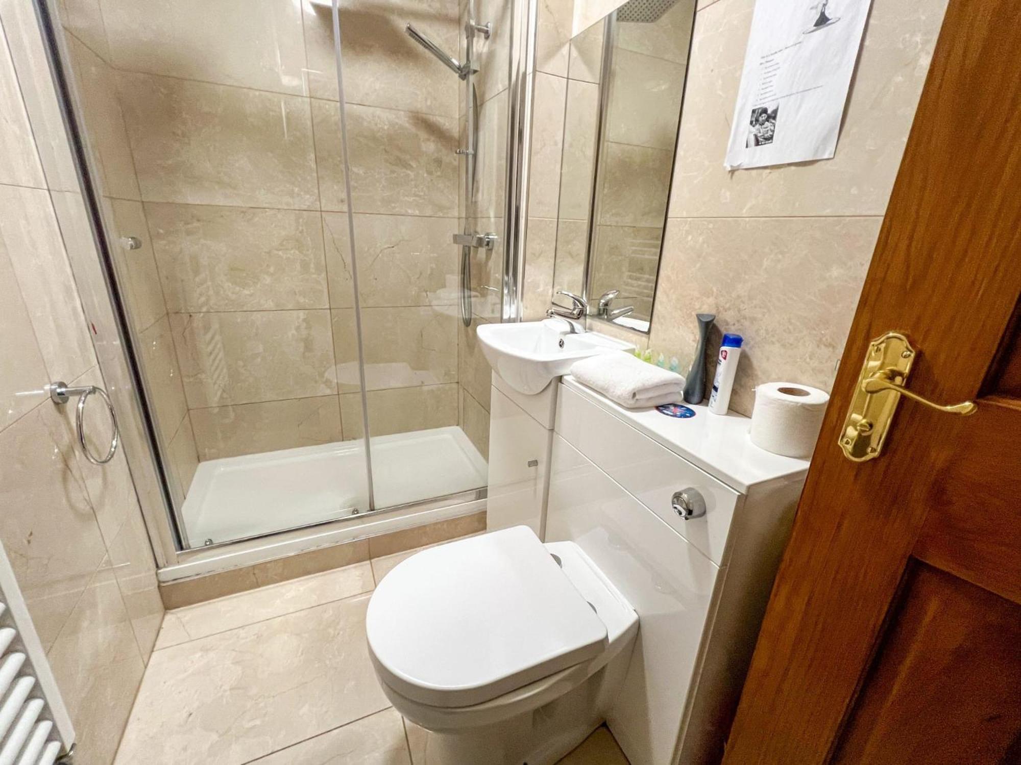 Charming 2bed In The Heart Of Apartment *
