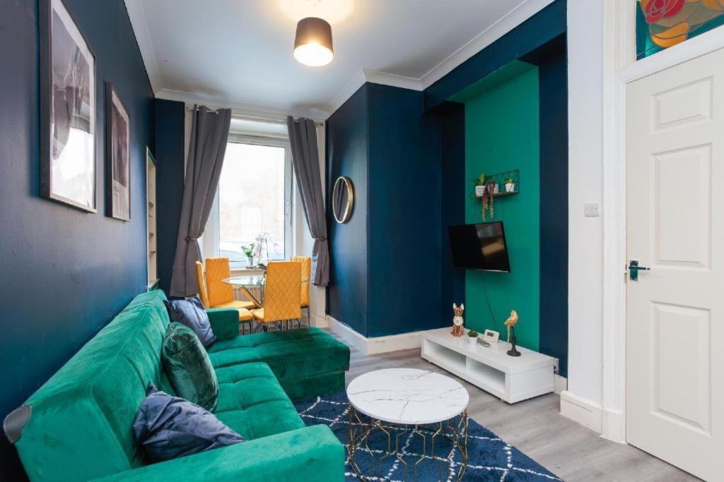 Boutique And Beautiful Abode Ferienhaus EDI