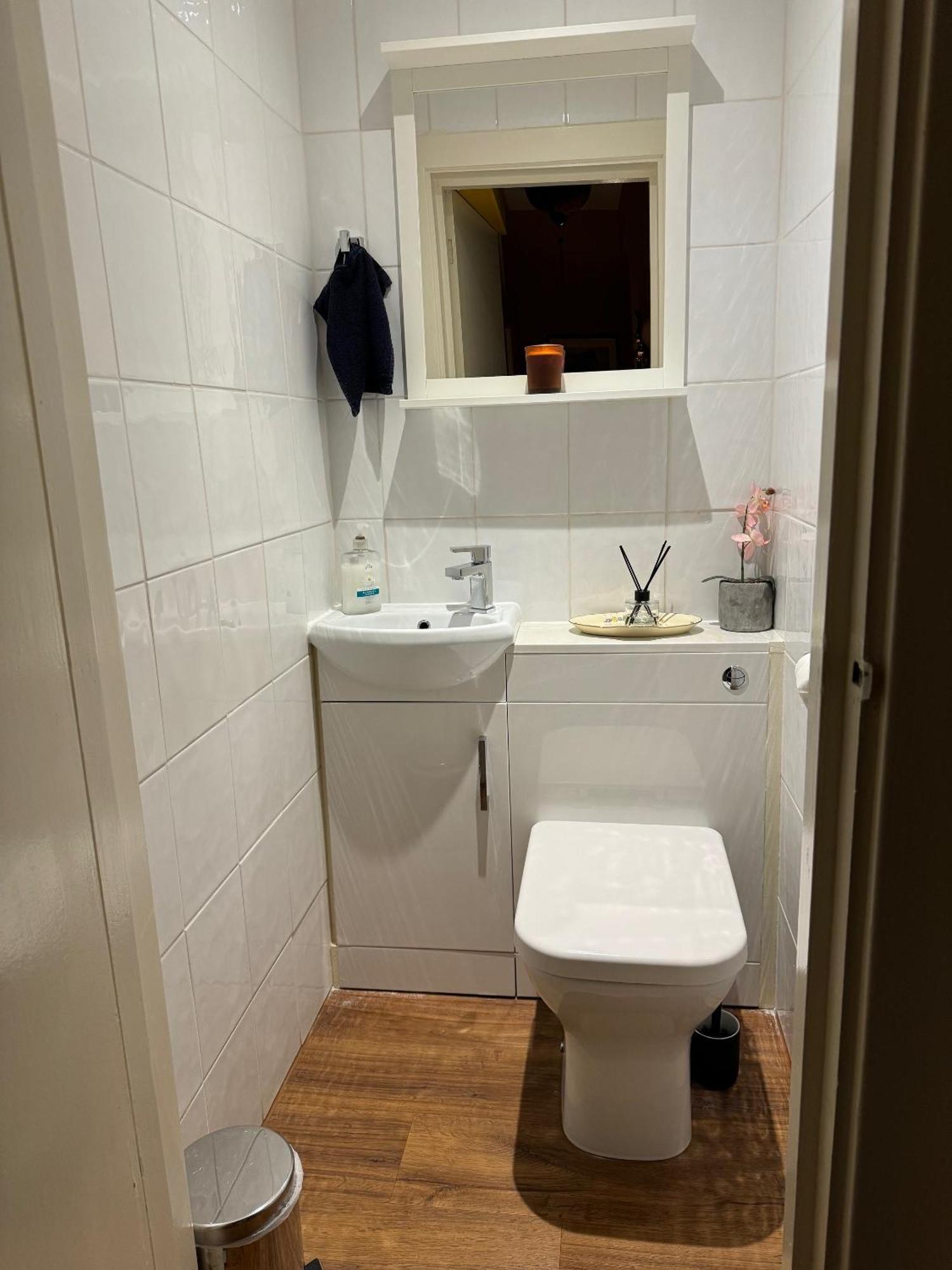 Two Bedroom With Free Side Street Parking 24 * EDI