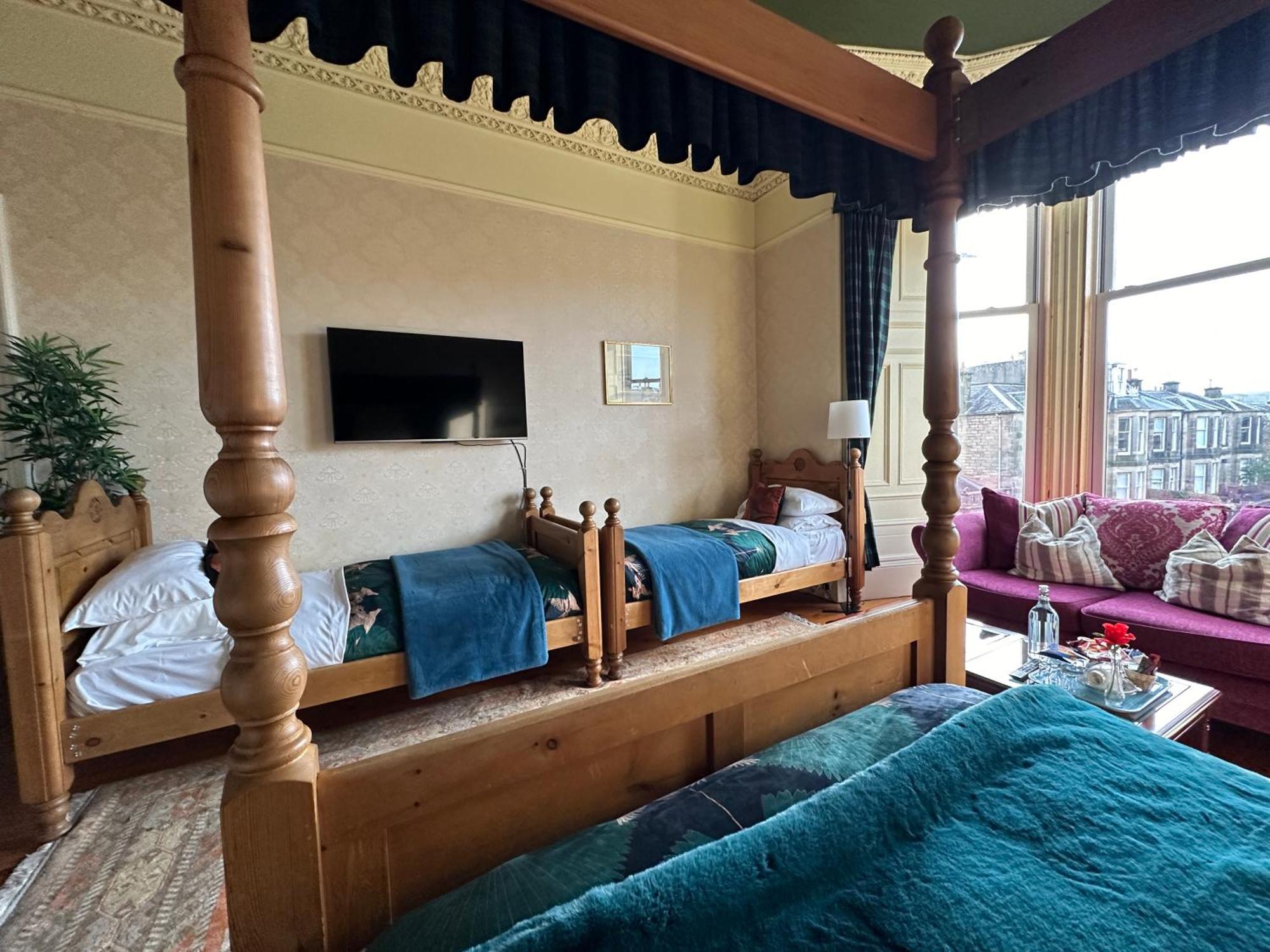 Rosehall 3* Edinburgh