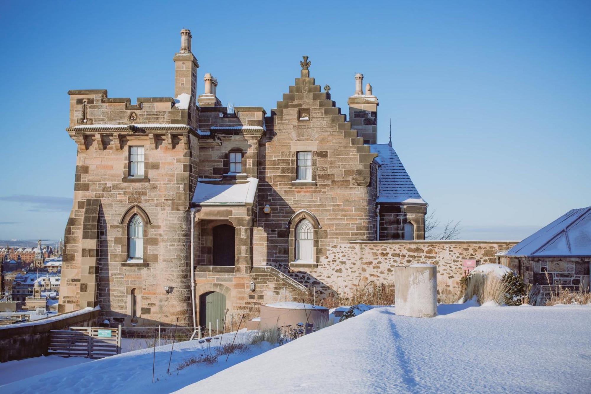 Joivy Observatory House & Edinburgh