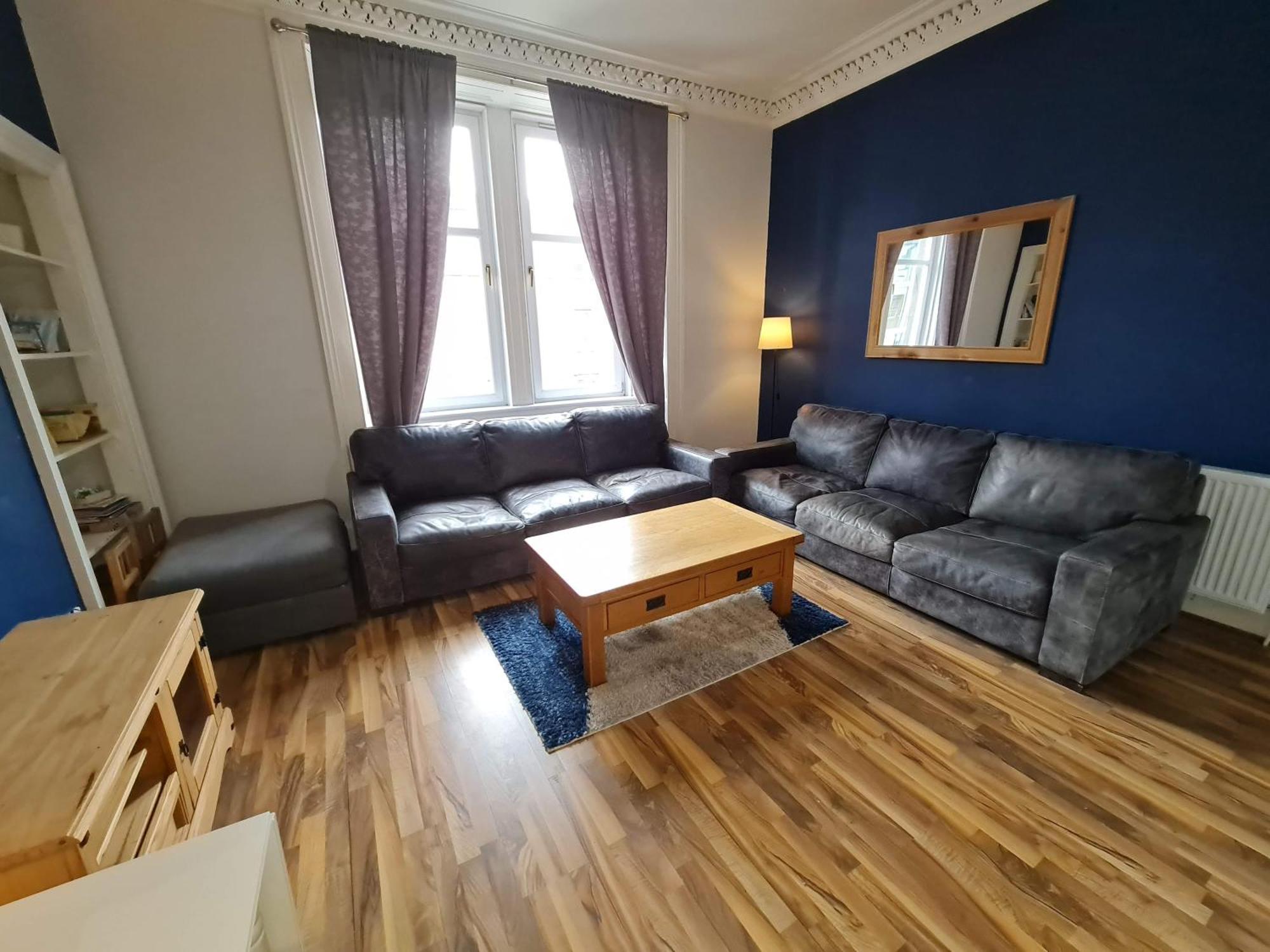 The Victorian - 3 Bedroom Apartment EDI