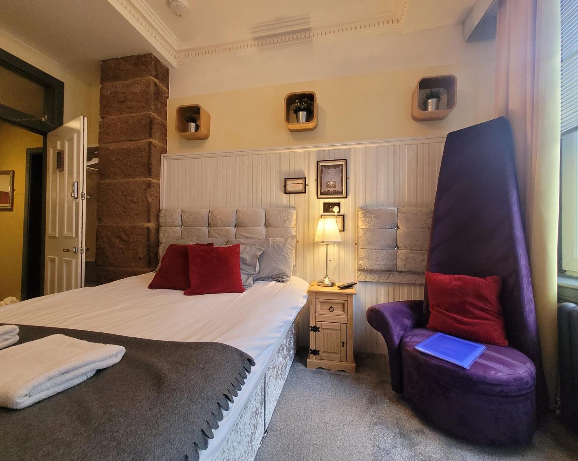 Guest house Frederick Douglass - In The *