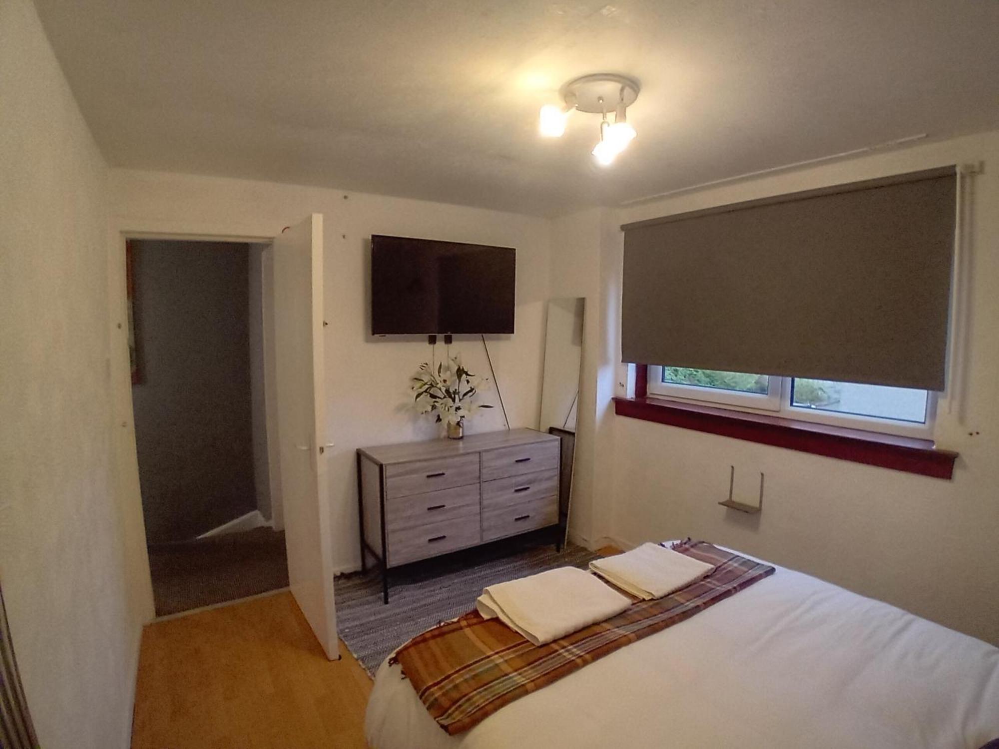 White House In Edinburgh, 2 Bedroom Good Location * EDI