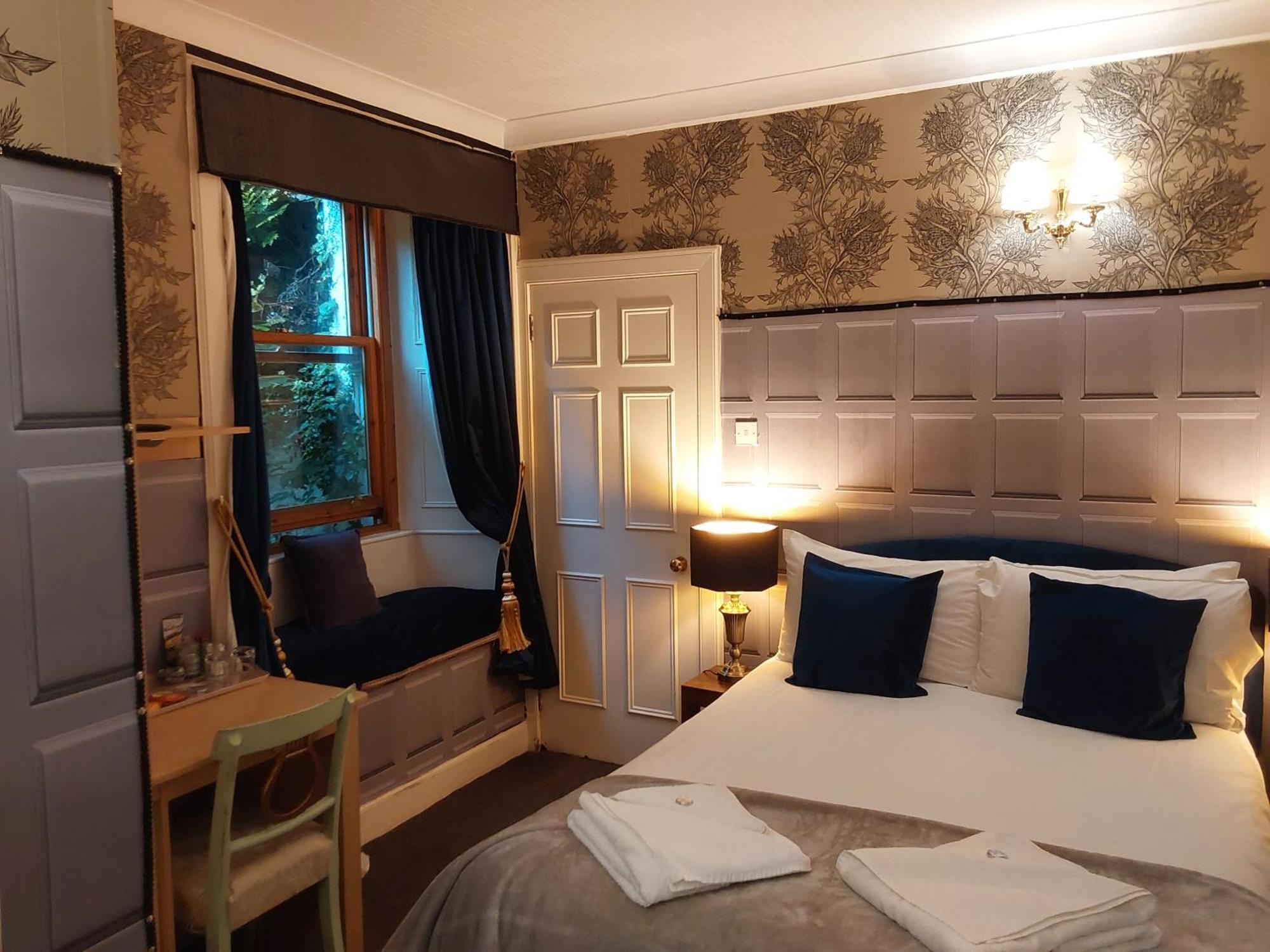 East Claremont Guest house *