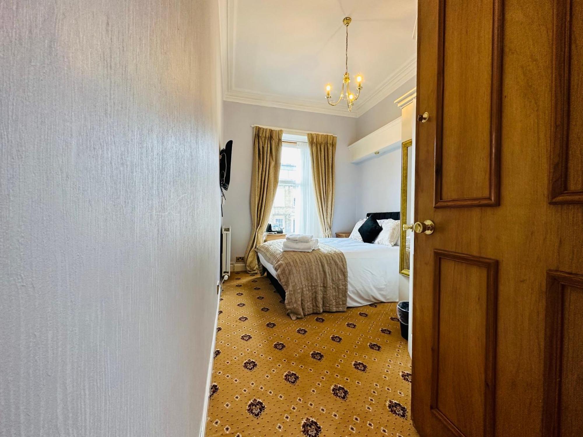 Abbotsford 3* EDI