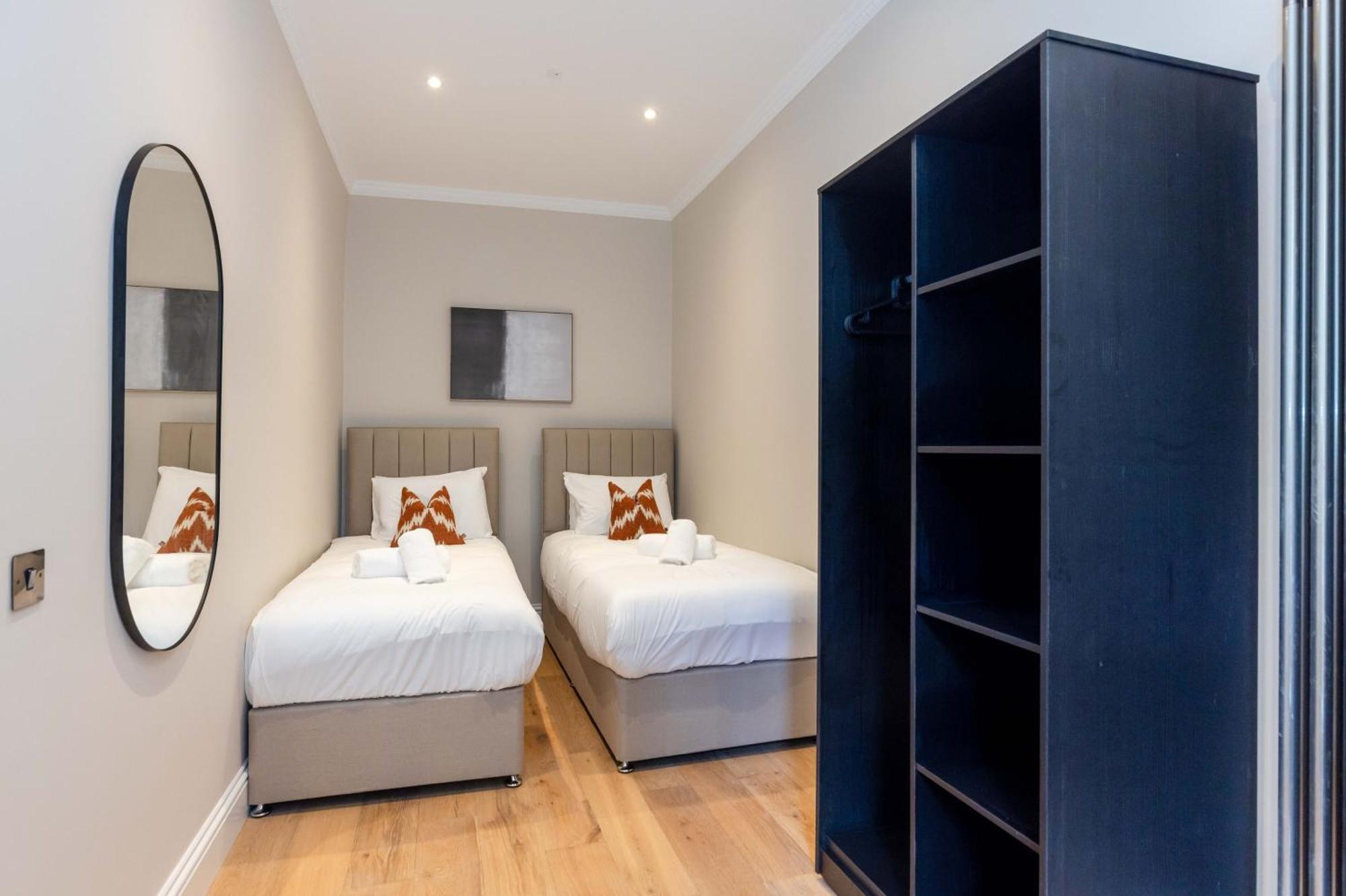 Dragon Luxury Serviced At Walker Street