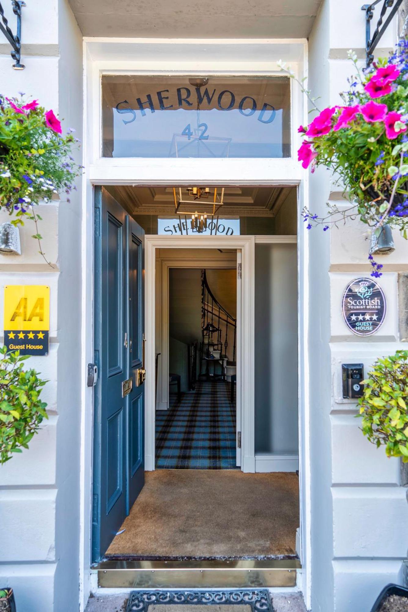 Guest house Sherwood 4*