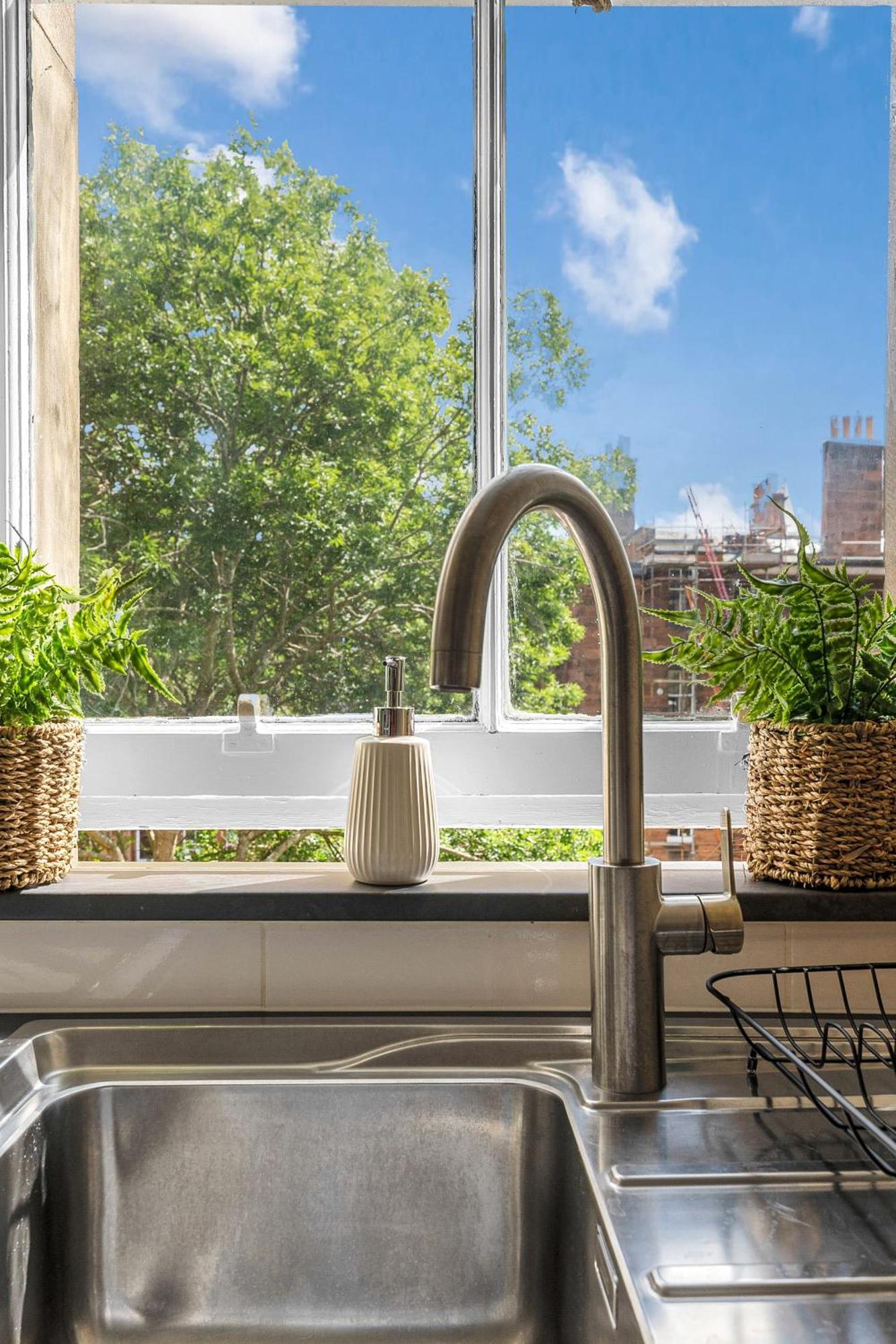 Marchmont Traditional Apartment