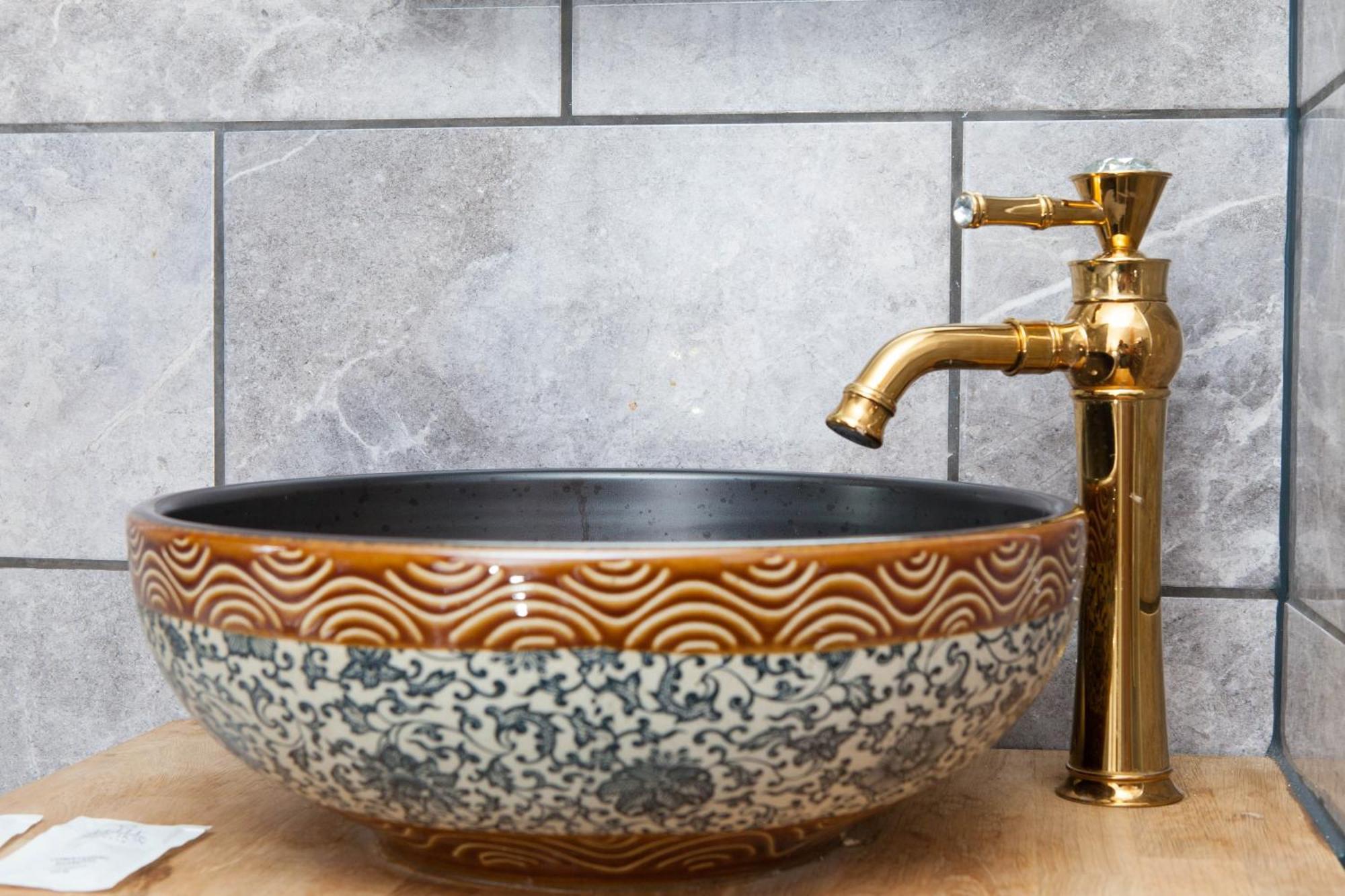 Luxury Arthur Seat Viewtownhouse With A Hot Tub *