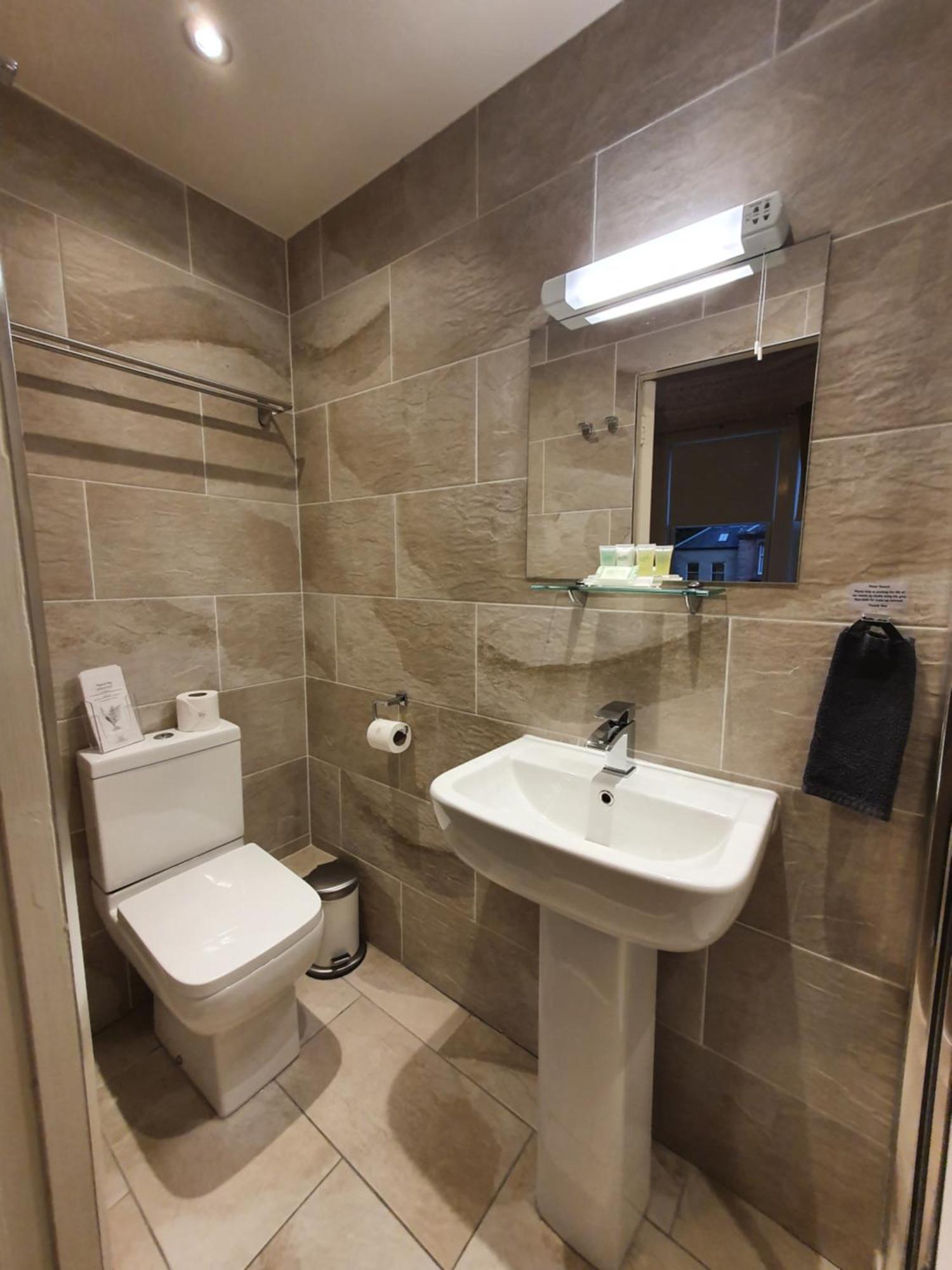 18 Craigmillar Park 4*