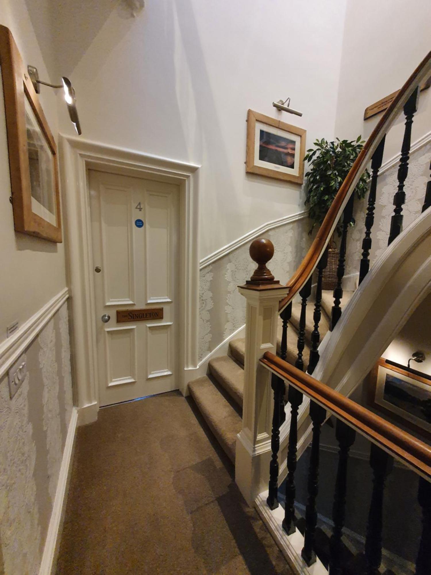 18 Craigmillar Park