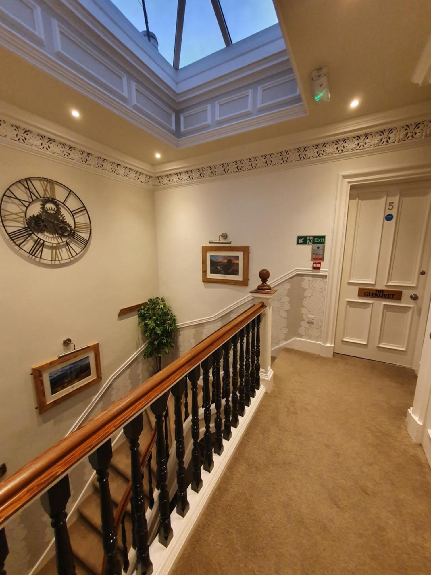 Guest house 18 Craigmillar Park